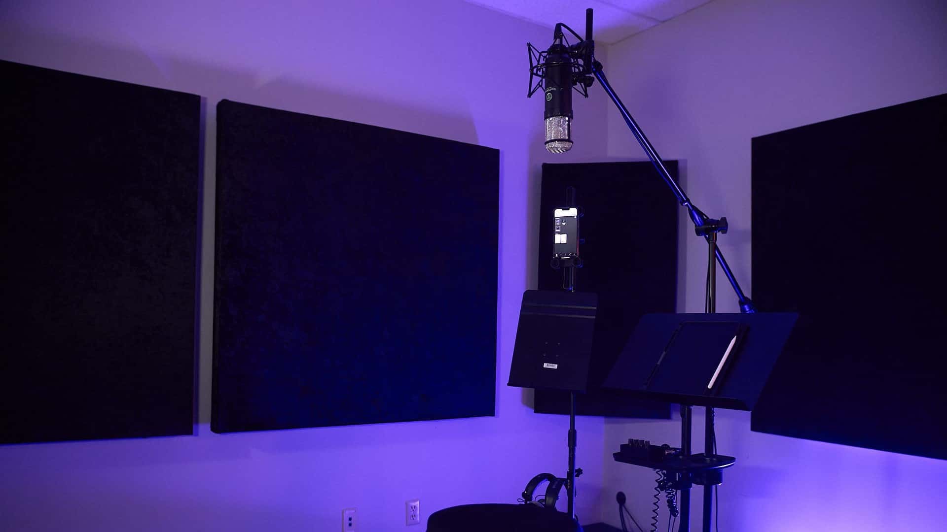 Vivid Core Music - St. Louis Recording Studio