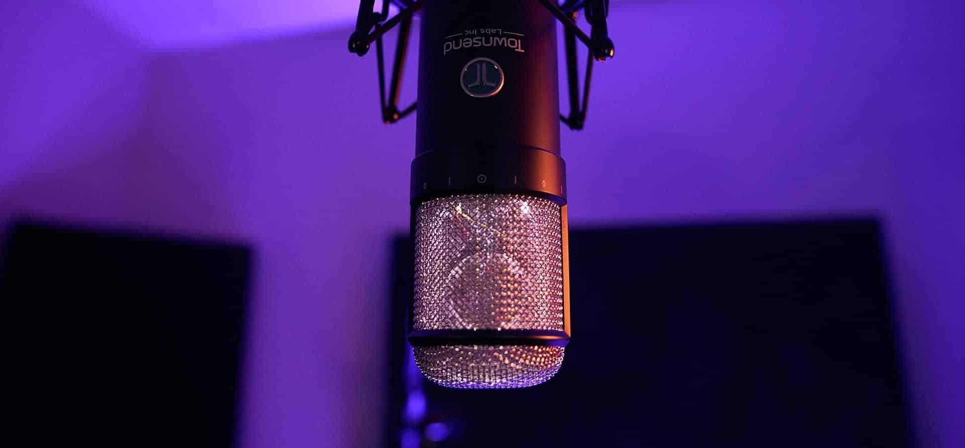 Vivid Core Music Mic | Recording Studios in St. Louis